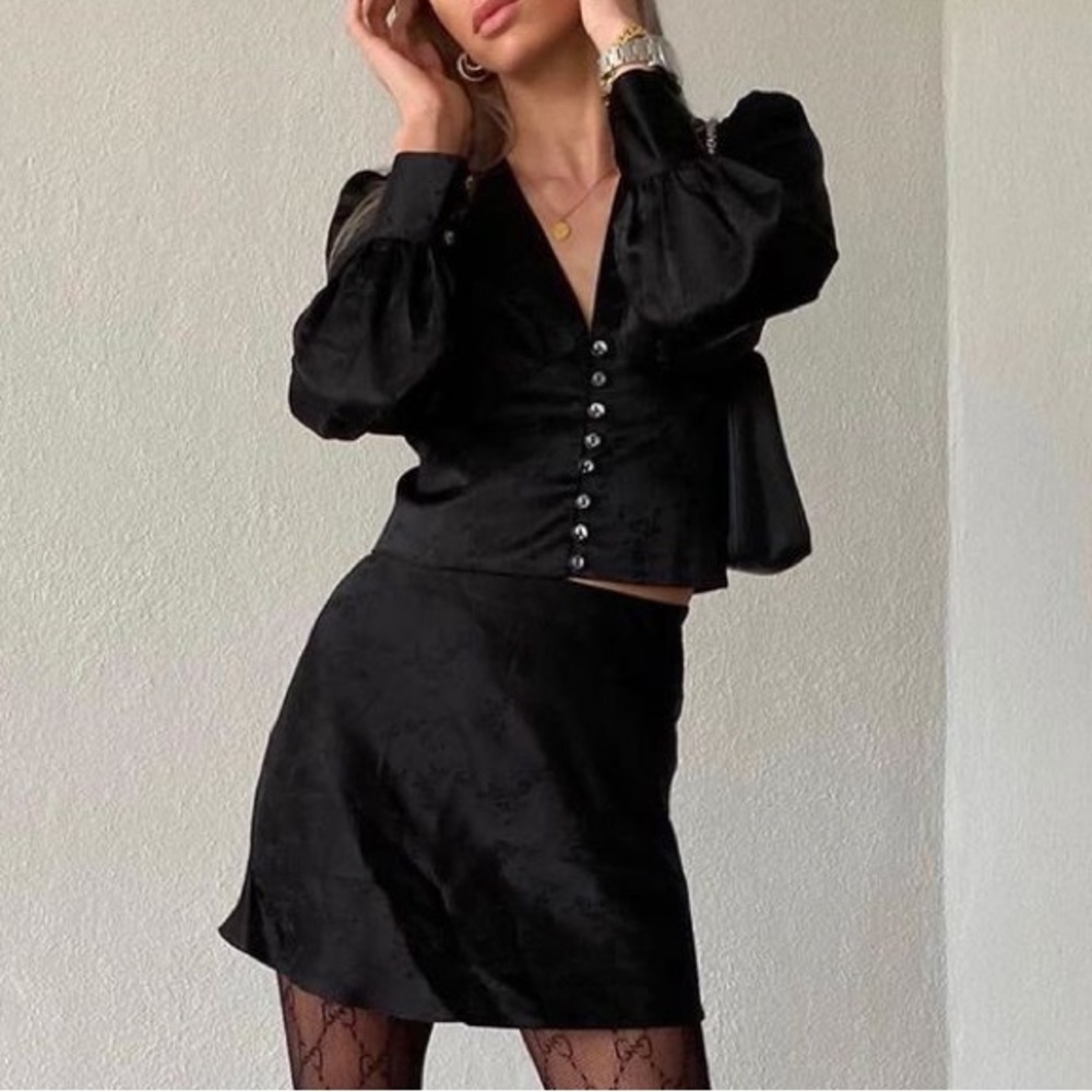 Réalisation Par Kaia & Cookies Set in Voodoo